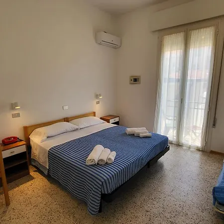 Lauretta Hotel Bellaria-Igea Marina