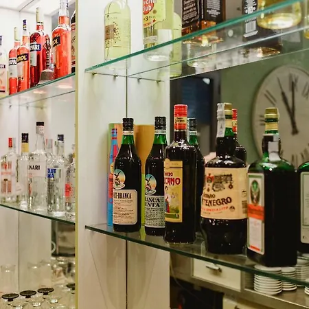 Hotel Lauretta 3*