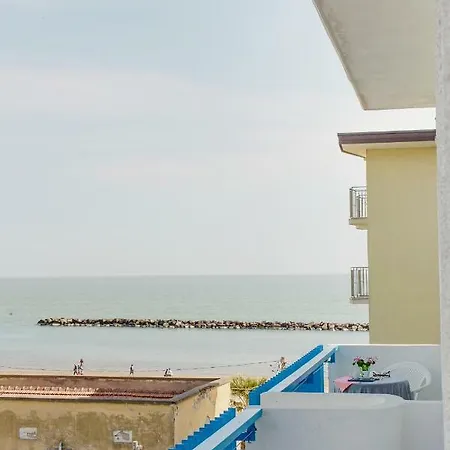 Lauretta 3* Bellaria-Igea Marina