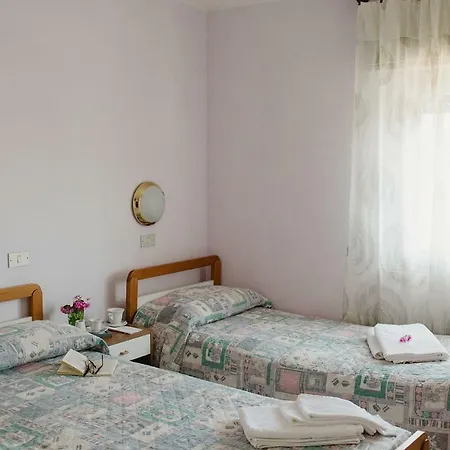 Lauretta Hotel